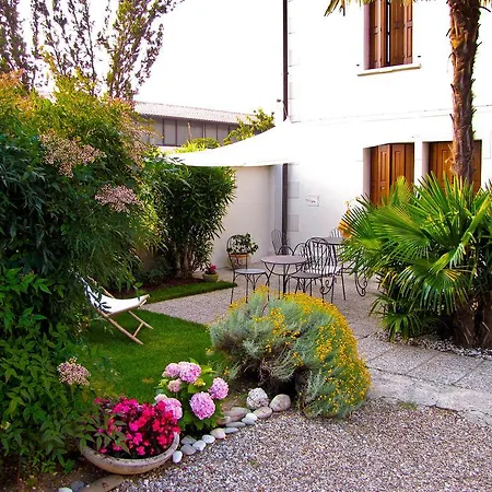 Bed & Breakfast D'orsaria And Wines Premariacco