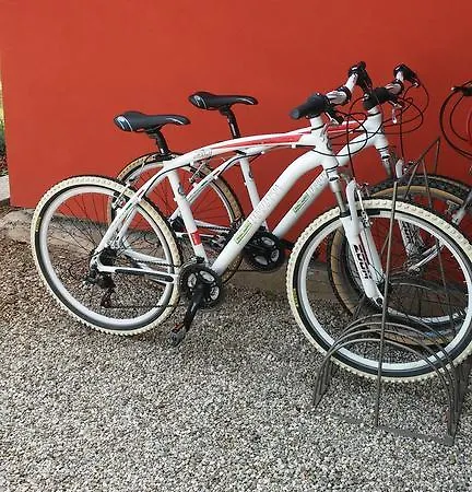 Couette-café D'orsaria And Wines 4*